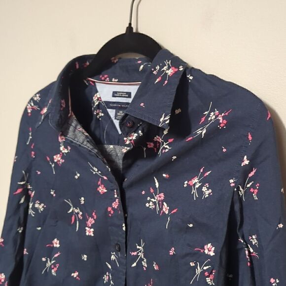 Tommy Hilfiger Navy Floral Button Down Blouse - Picture 2 of 5